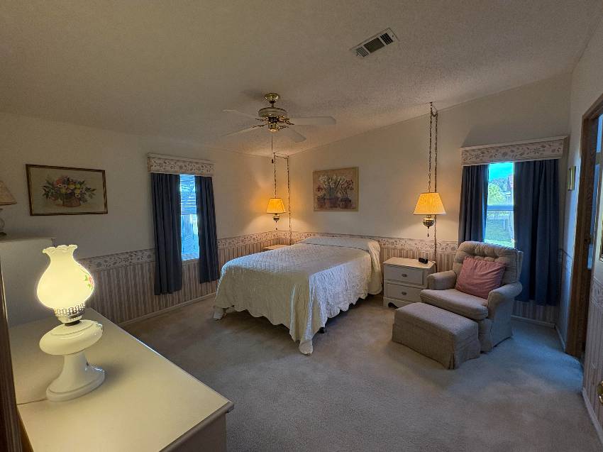 1006 Eagle Drive a Winter Haven, FL Mobile or Manufactured Home for Sale